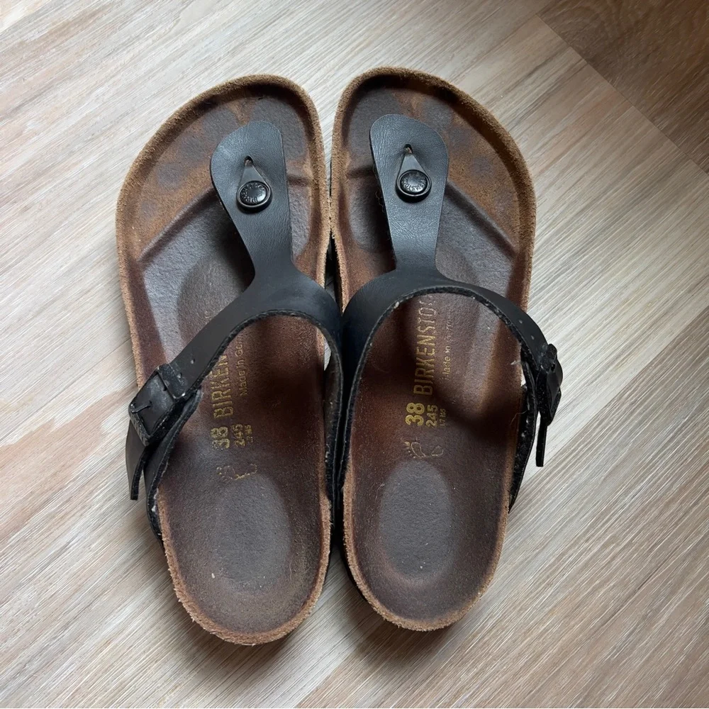 Birkenstock Gizeh Sandals Size 38 (US 7- 7.5) – black leather Thong Sandals - Picture 5 of 9